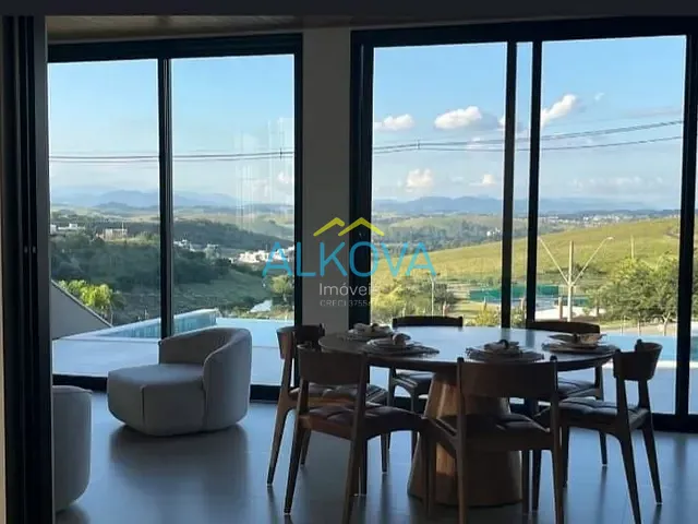 Sobrado com 562m² 5 quartos e 7 banheiros, à venda, no bairro Condomínio Residencial Alphaville I em São José dos Campos
