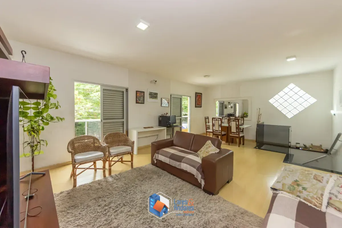 Sobrado, 3 quartos, 306 m² - Foto 2