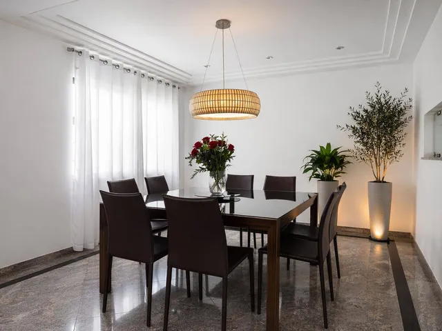 Sobrado com 580m² 3 quartos e 5 banheiros, à venda, no bairro Vila Mariana em São Paulo