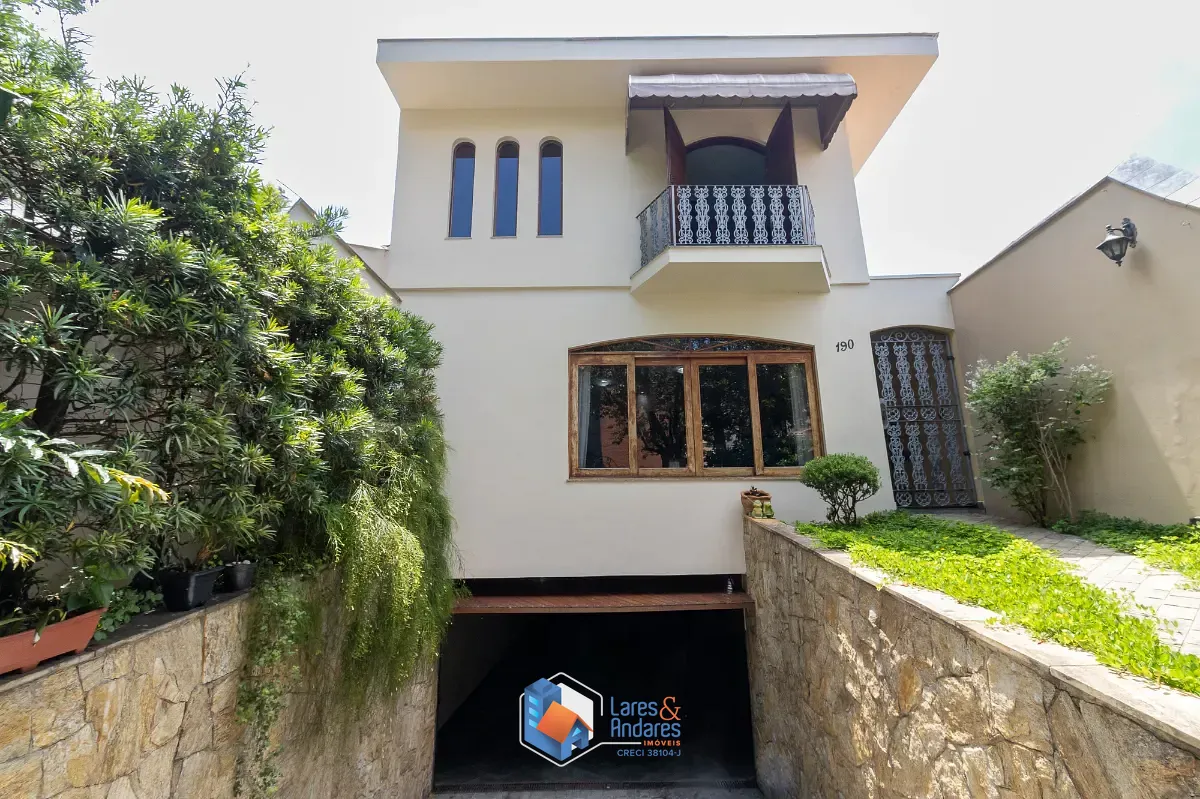 Sobrado, 3 quartos, 550 m² - Foto 1