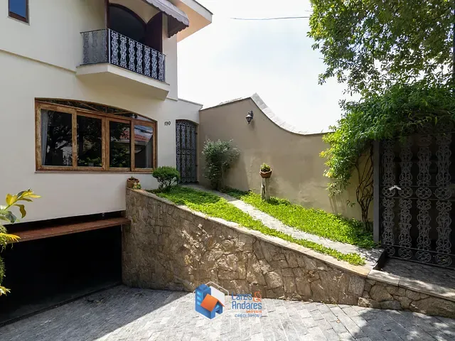 Sobrado com 495m² 3 quartos e 6 banheiros, à venda, no bairro Vila Pereira Barreto em São Paulo