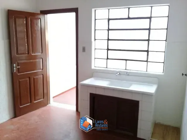 Sobrado com 400m² 7 quartos e 6 banheiros, à venda, no bairro Vila Mazzei em São Paulo