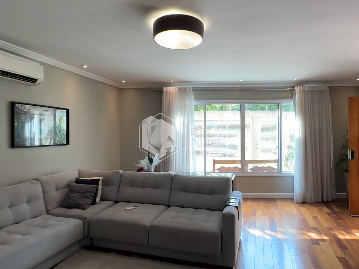 Sobrado, 3 quartos, 221 m² - Foto 2