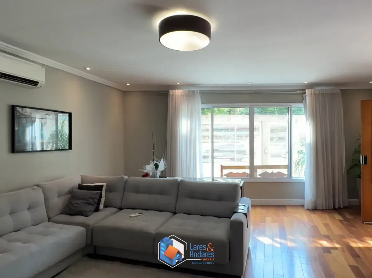 Sobrado, 3 quartos, 221 m² - Foto 2