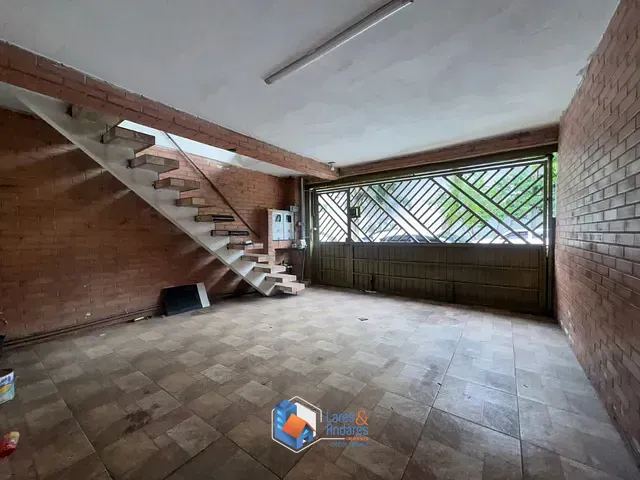 Sobrado com 180m² 4 quartos e 2 banheiros, à venda, no bairro Vila Antonieta em São Paulo