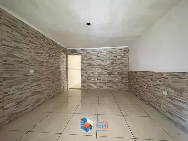 Sobrado com 180m² 4 quartos e 2 banheiros, à venda, no bairro Vila Antonieta em São Paulo