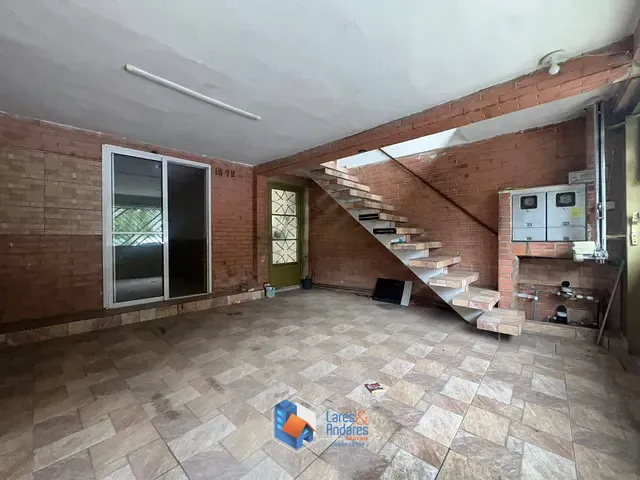 Sobrado com 180m² 4 quartos e 2 banheiros, à venda, no bairro Vila Antonieta em São Paulo