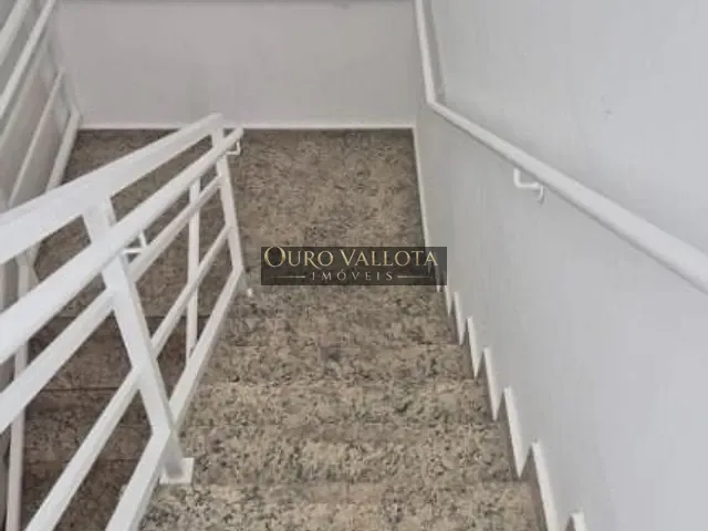 Sobrado com 146m², para alugar, no bairro Vila Gomes Cardim em São Paulo