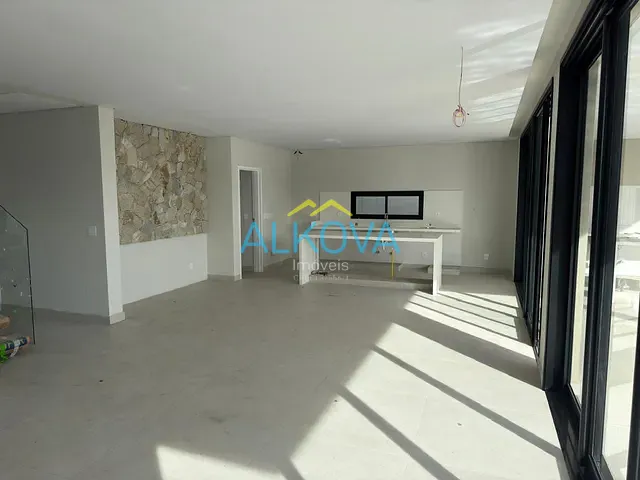 Sobrado com 450m² 3 quartos e 5 banheiros, à venda, no bairro Condomínio Residencial Monaco em São José dos Campos