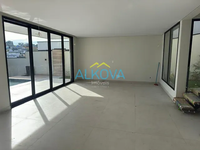 Sobrado com 450m² 3 quartos e 5 banheiros, à venda, no bairro Condomínio Residencial Monaco em São José dos Campos