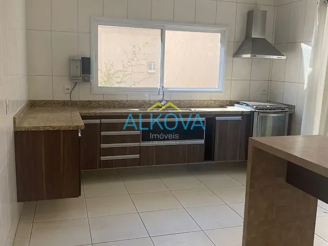 Sobrado com 312m² 4 quartos e 2 banheiros, à venda, no bairro Condomínio Terras do Vale em Caçapava