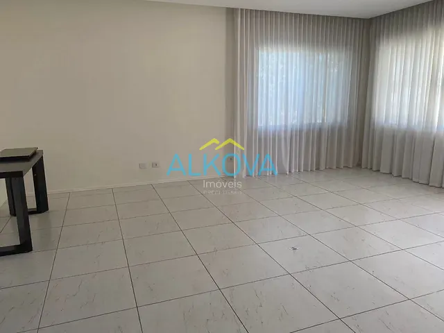 Sobrado com 312m² 4 quartos e 2 banheiros, à venda, no bairro Condomínio Terras do Vale em Caçapava