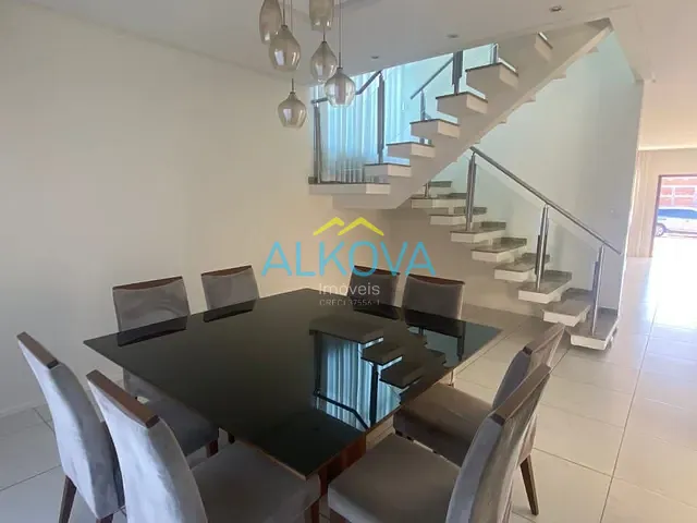Sobrado com 312m² 4 quartos e 2 banheiros, à venda, no bairro Condomínio Terras do Vale em Caçapava