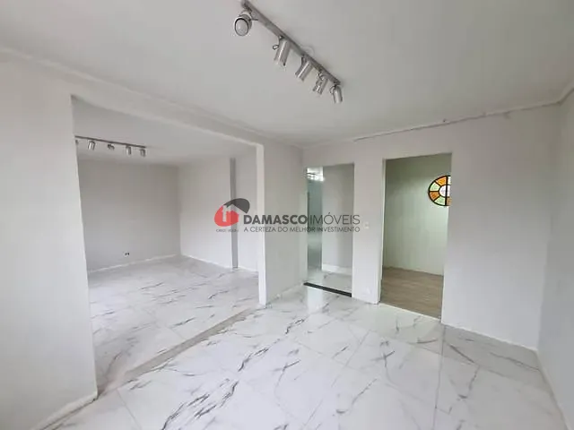 Sobrado com 209m² 4 quartos e 2 banheiros, à venda, no bairro Santa Paula em São Caetano do Sul