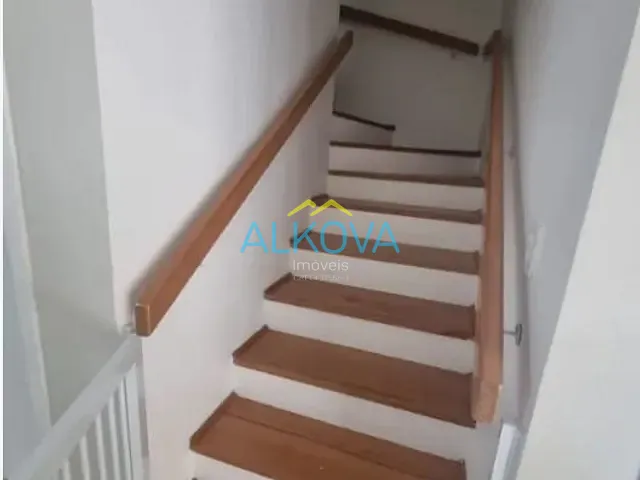 Sobrado com 350m² 3 quartos e 2 banheiros, à venda, no bairro Urbanova em São José dos Campos