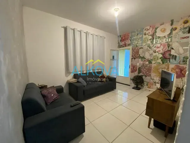 Sobrado com 220m² 3 quartos e 1 banheiro, à venda, no bairro Jardim dos Bandeirantes em São José dos Campos
