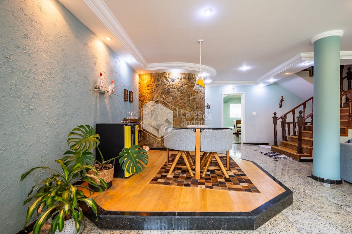 Sobrado, 4 quartos, 328 m² - Foto 10