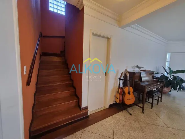 Sobrado com 400m² 4 quartos e 6 banheiros, à venda, no bairro Urbanova III em São José dos Campos