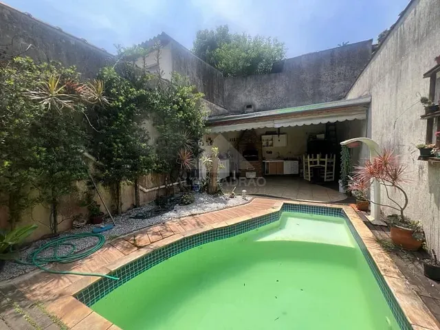 Sobrado com 182m² 3 quartos e 1 banheiro, à venda, no bairro Jardim Anchieta em Mauá