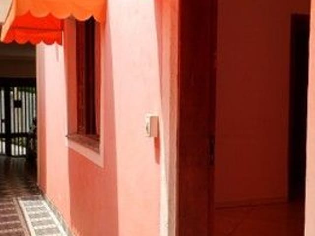 Sobrado com 192m² 5 quartos e 5 banheiros, à venda, no bairro Centro em Cotia