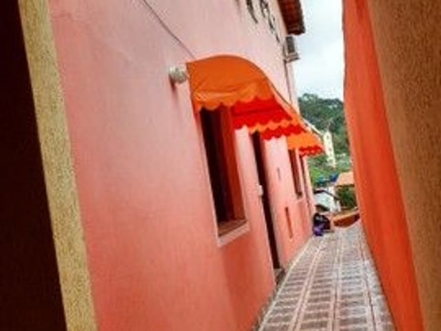Sobrado com 192m² 5 quartos e 5 banheiros, à venda, no bairro Centro em Cotia