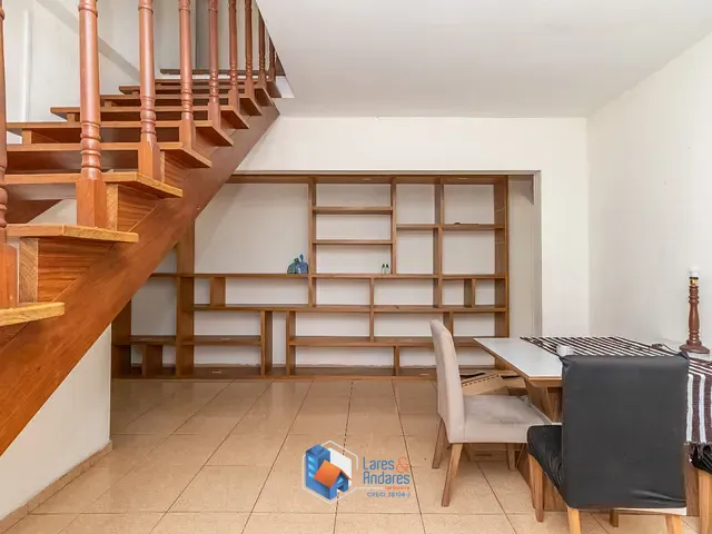 Sobrado com 232m² 4 quartos e 3 banheiros, à venda, no bairro Vila Pereira Barreto em São Paulo