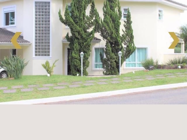 Sobrado com 380m² 4 quartos e 4 banheiros, à venda, no bairro São Paulo II em Cotia