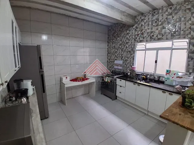 Sobrado com 125m² 2 quartos e 3 banheiros, à venda, no bairro Jardim Itaussu em Mauá