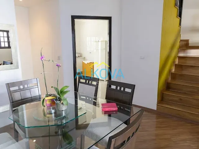 Sobrado com 147m² 3 quartos e 2 banheiros, à venda, no bairro Vila Formosa em Jacareí