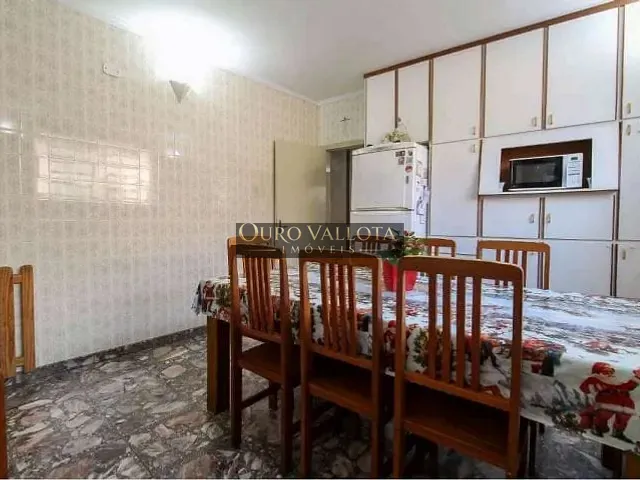 Sobrado 4 quartos e 2 banheiros, à venda, no bairro Vila Regente Feijó em São Paulo