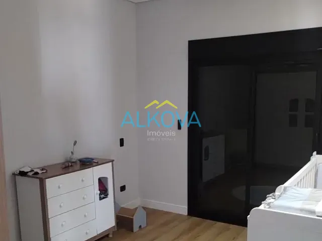 Sobrado com 347m² 4 quartos e 4 banheiros, à venda, no bairro Loteamento Terras Alpha São José dos Campos em São José dos Campos
