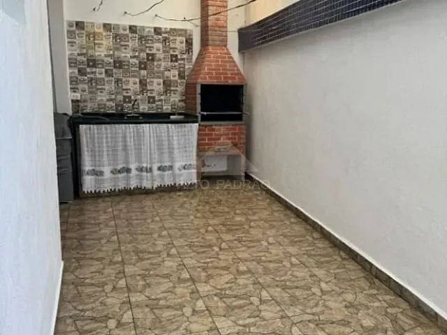 Sobrado com 132m² 5 quartos e 2 banheiros, à venda, no bairro Jardim Adelina em Mauá