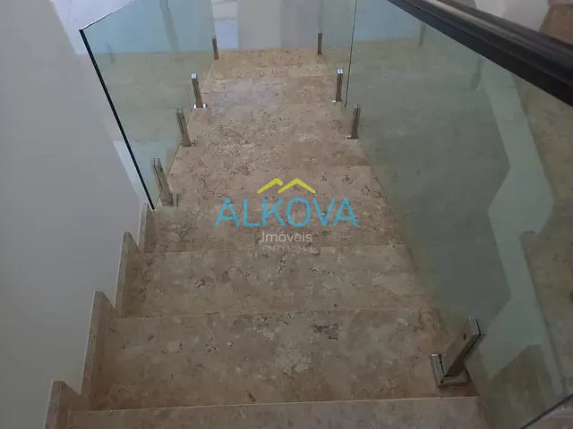 Sobrado com 367m² 3 quartos e 5 banheiros, à venda, no bairro Urbanova III em São José dos Campos