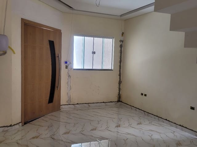 Sobrado com 180m² 3 quartos e 3 banheiros, à venda, no bairro Vila Helena em São Paulo