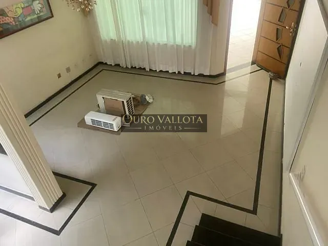 Sobrado com 160m² 3 quartos e 3 banheiros, à venda, no bairro Vila Canero em São Paulo