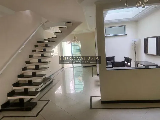 Sobrado com 160m² 3 quartos e 3 banheiros, à venda, no bairro Vila Canero em São Paulo
