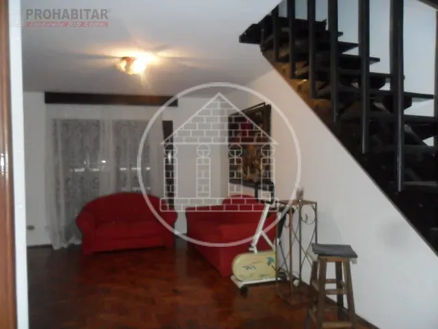 Sobrado com 125m² 4 quartos e 2 banheiros, à venda, no bairro Jardim das Camélias (Zona Sul) em São Paulo