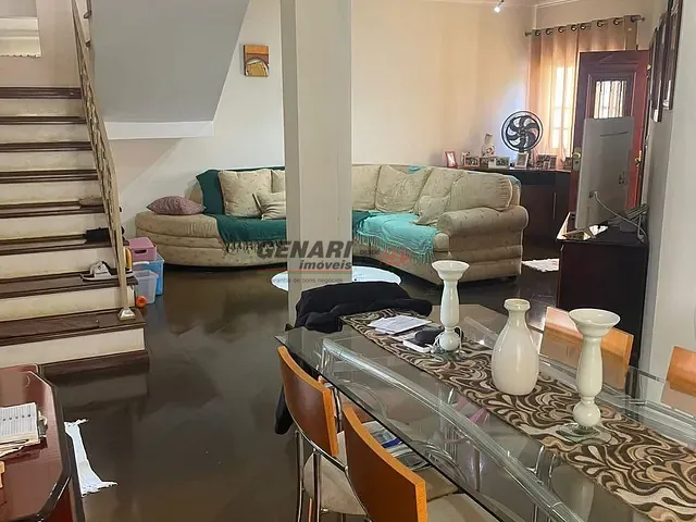 Sobrado com 290m² 3 quartos e 5 banheiros, à venda, no bairro Jardim Regina em Indaiatuba