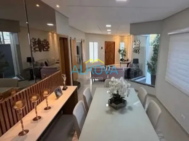 Sobrado 4 quartos e 5 banheiros, à venda, no bairro Urbanova VII em São José dos Campos