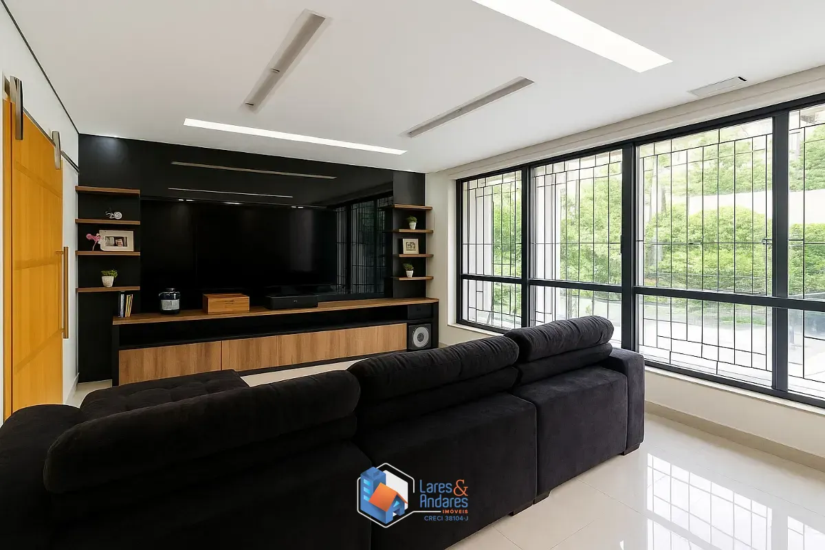 Sobrado, 4 quartos, 299 m² - Foto 1