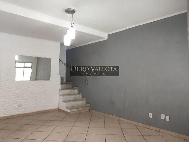 Sobrado 2 quartos e 2 banheiros, à venda, no bairro Vila Oratório em São Paulo