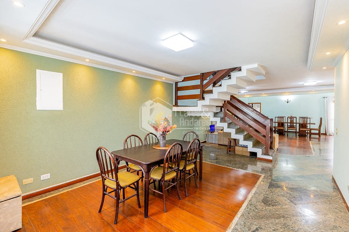 Sobrado, 4 quartos, 276 m² - Foto 1