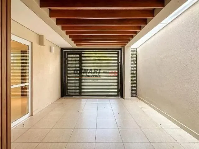 Sobrado com 180m² 3 quartos e 5 banheiros, à venda, no bairro Vila Suíça em Indaiatuba