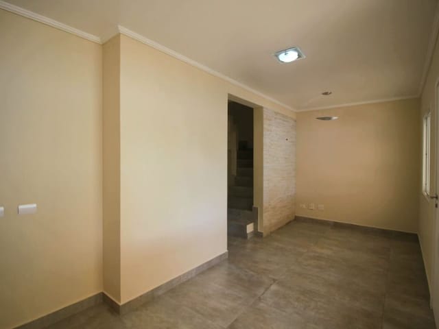 Sobrado com 130m² 3 quartos e 4 banheiros, à venda, no bairro Santo Inácio em Curitiba