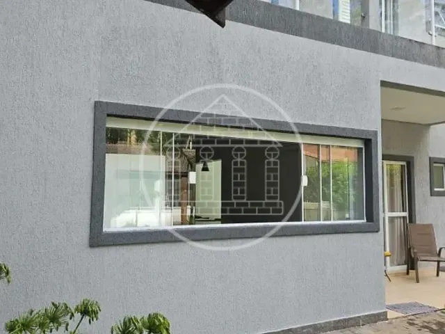 Sobrado com 880m² 6 quartos e 4 banheiros, à venda, no bairro Fazenda da Ilha em Embu-Guaçu