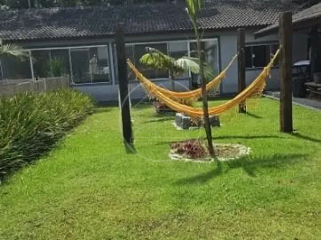 Sobrado com 880m² 6 quartos e 4 banheiros, à venda, no bairro Fazenda da Ilha em Embu-Guaçu