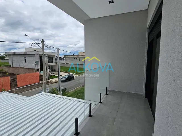 Sobrado com 250m² 3 quartos e 4 banheiros, à venda, no bairro Loteamento Fazenda Ronda em São José dos Campos