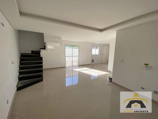 Casa com 89m² 3 quartos e 3 banheiros, à venda, no bairro Campo Comprido em Curitiba