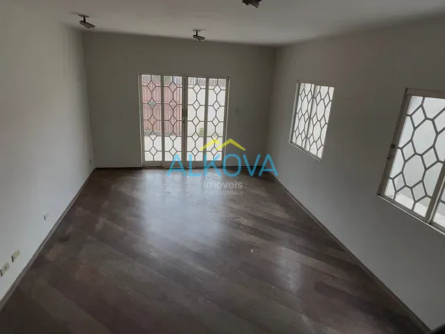 Sobrado com 250m² 5 quartos e 5 banheiros, à venda, no bairro Vila Betânia em São José dos Campos