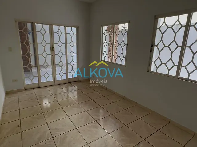 Sobrado com 250m² 5 quartos e 5 banheiros, à venda, no bairro Vila Betânia em São José dos Campos